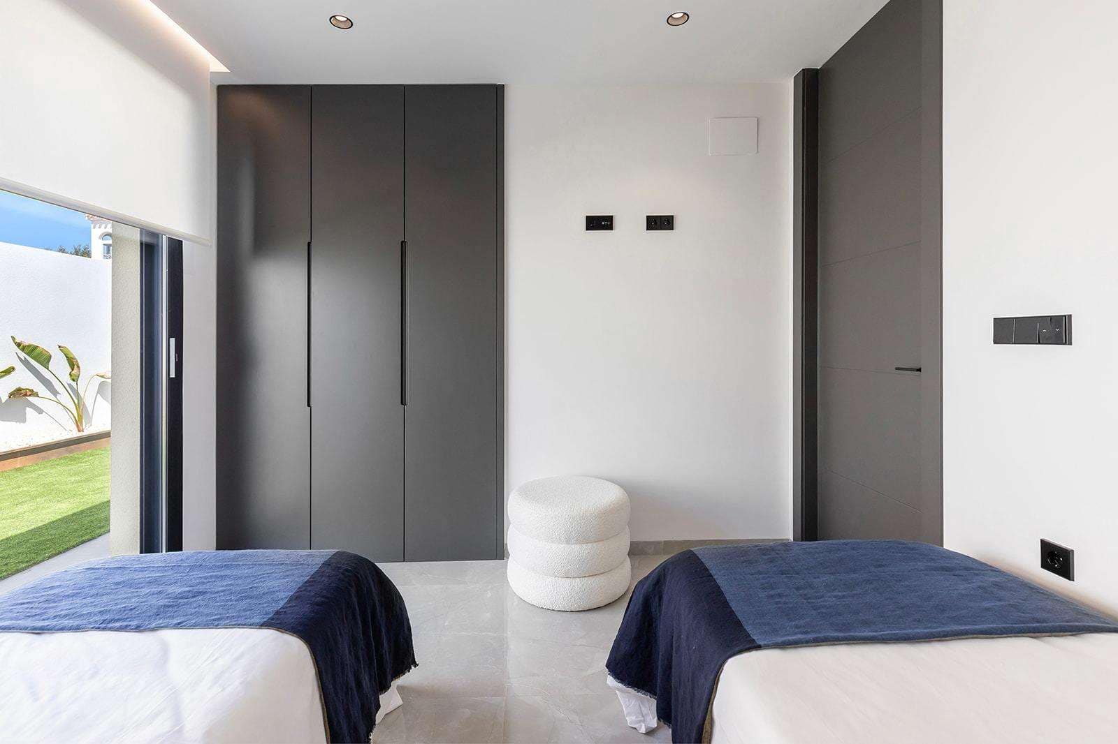 3 bedroom Villa for sale in Los Balcones with pool - € 700,000 (Ref: 9332529)