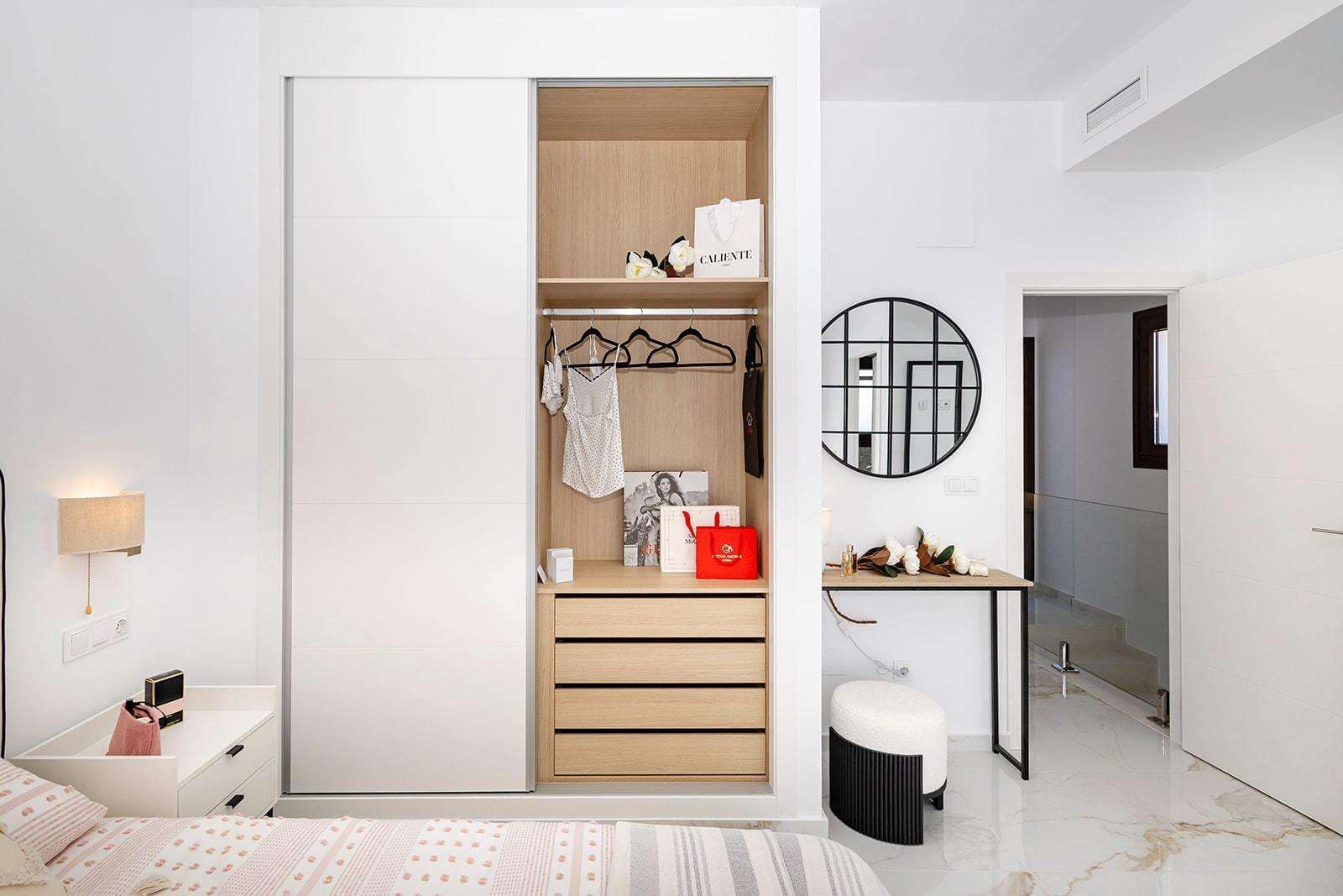 3 bedroom Villa for sale in Polop with pool - € 598,000 (Ref: 9332535)