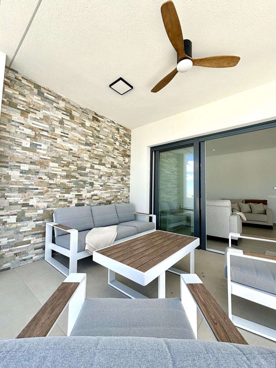 3 bedroom Villa for sale in Benijofar with pool - € 478,732 (Ref: 9332536)