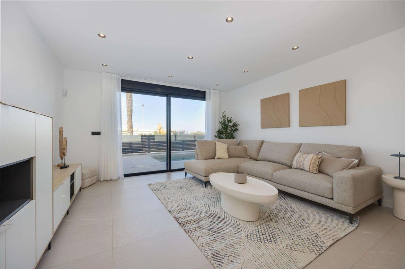 3 soveværelse Villa til salg i Torrevieja med swimmingpool garage - € 585.000 (Ref: 9332547)