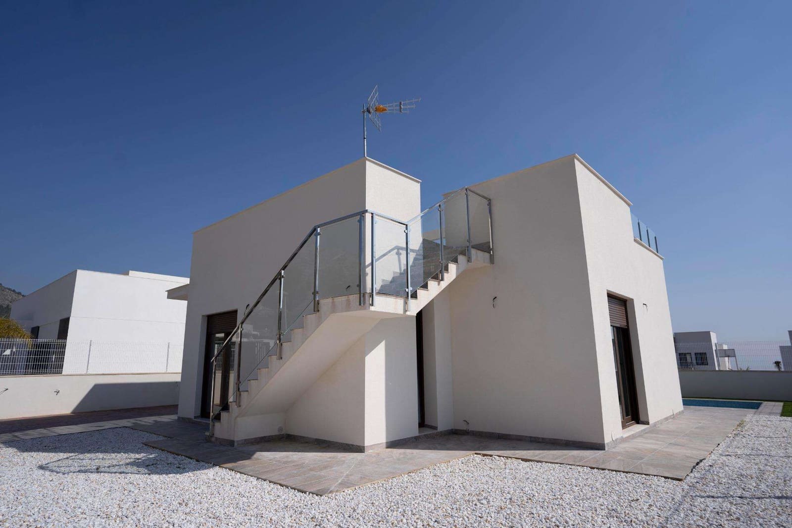 3 bedroom Villa for sale in Polop with pool - € 620,000 (Ref: 9332602)