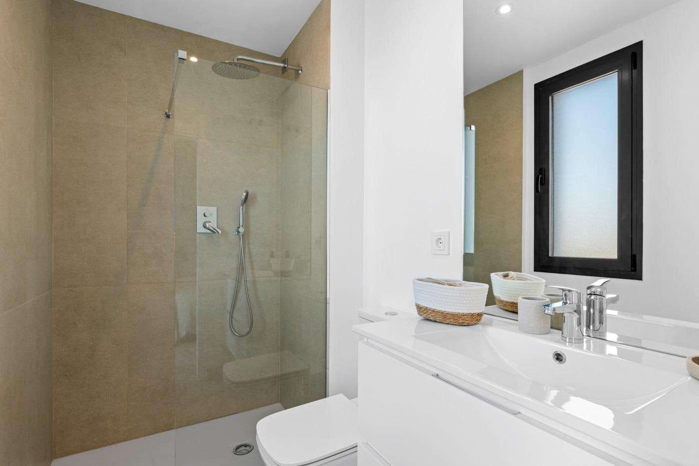 2 soveværelse Lejlighed til salg i Mar de Cristal med swimmingpool - € 325.000 (Ref: 9332617)