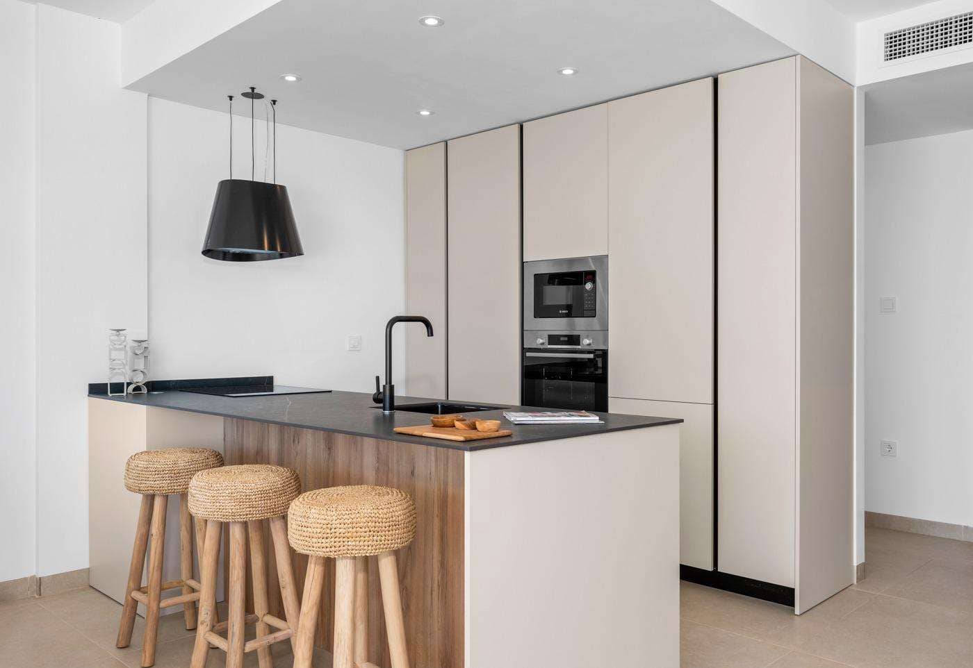 Apartamento de 2 habitaciones en Mar de Cristal en venta con piscina - 325.000 € (Ref: 9332617)