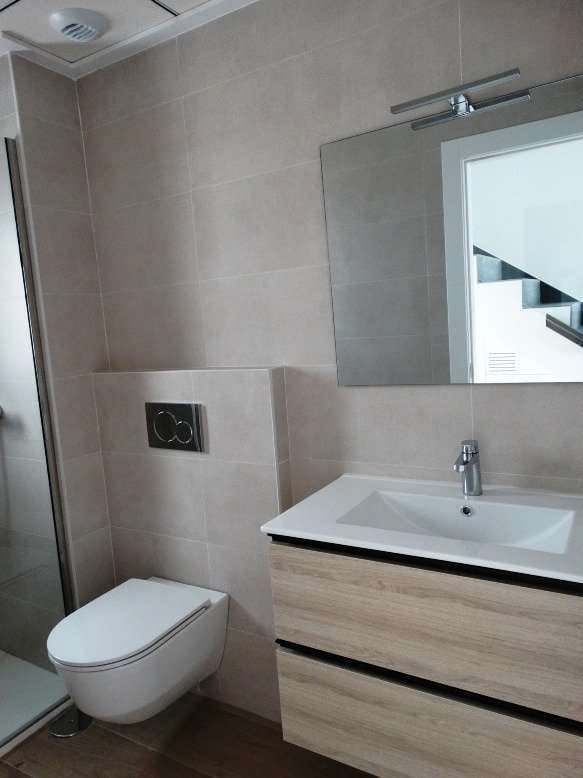 3 sypialnia Dom blizniak na sprzedaż w Pilar de la Horadada z basenem - 379 900 € (Ref: 9332623)