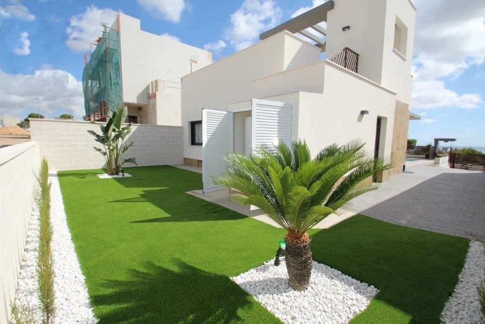 3 bedroom Villa for sale in San Miguel de Salinas with pool - € 630,000 (Ref: 9332636)