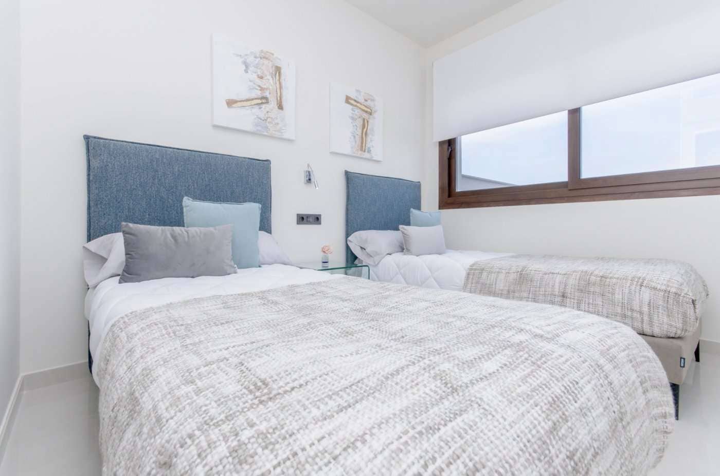 3 quarto Bungalow para venda em Los Balcones com piscina - 290 000 € (Ref: 9332638)