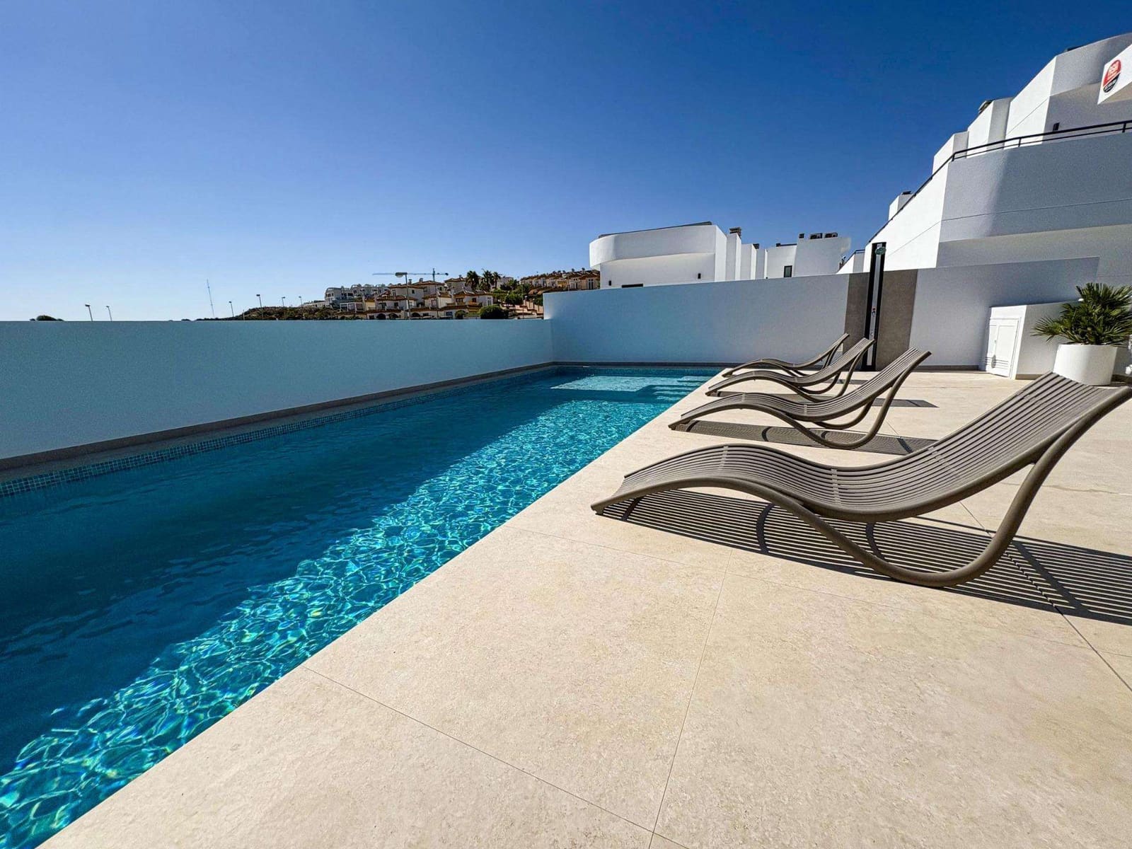 5 bedroom Villa for sale in Ciudad Quesada with pool garage - € 724,000 (Ref: 9345482)