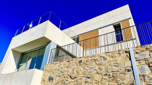 4 quarto Moradia para venda em Algorfa com piscina garagem - 709 000 € (Ref: 9377693)