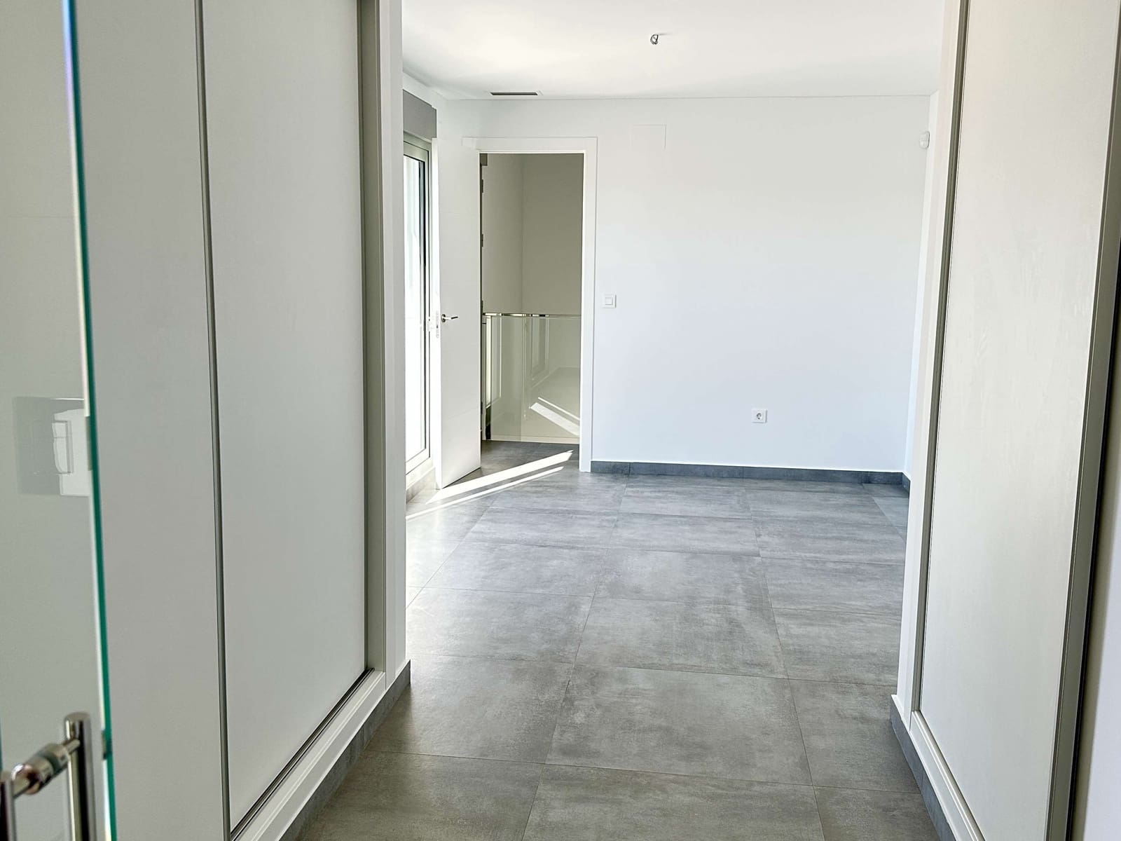 Chalet de 4 habitaciones en Algorfa en venta con piscina garaje - 659.000 € (Ref: 9381999)