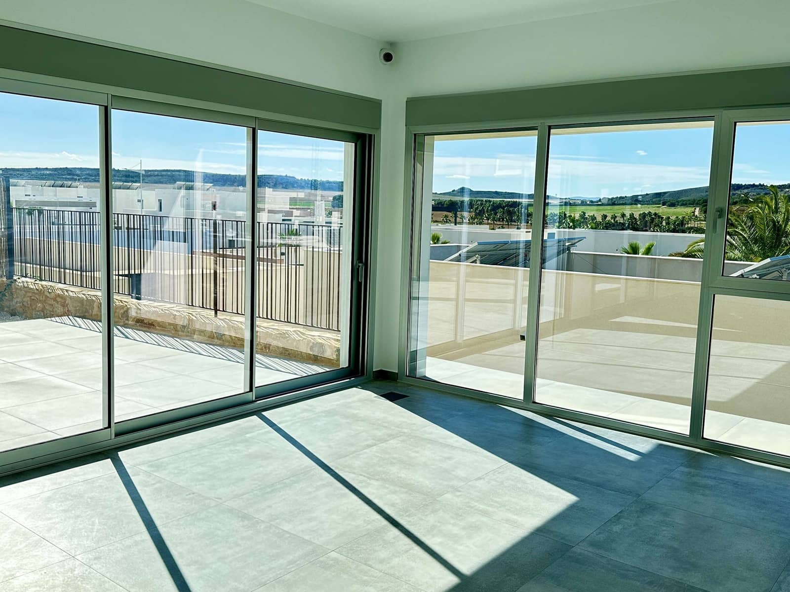 Chalet de 4 habitaciones en Algorfa en venta con piscina garaje - 659.000 € (Ref: 9381999)