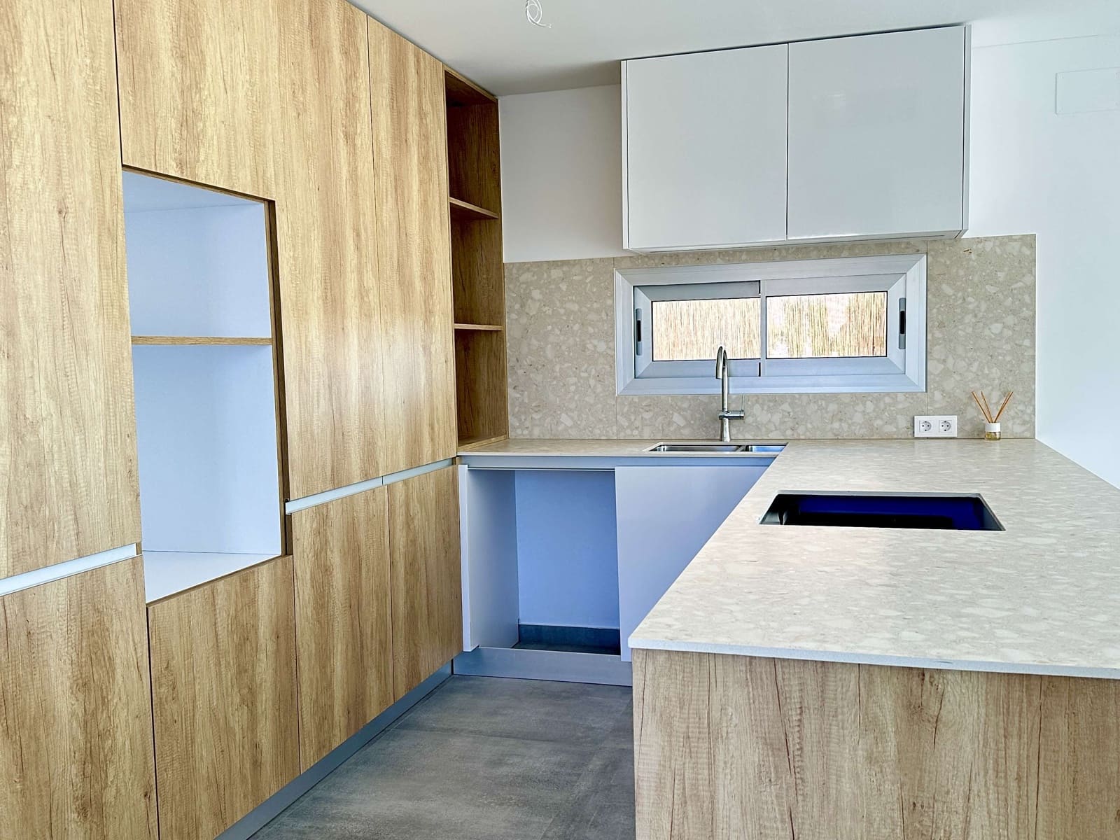 Chalet de 4 habitaciones en Algorfa en venta con piscina garaje - 659.000 € (Ref: 9381999)