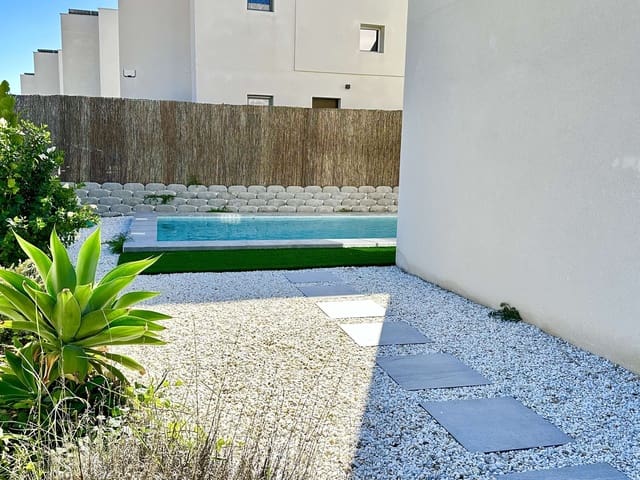 Chalet de 4 habitaciones en Algorfa en venta con piscina garaje - 659.000 € (Ref: 9381999)