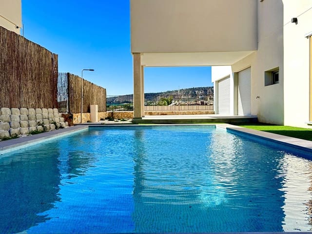 4 soverom Villa til salgs i Algorfa med svømmebasseng garasje - € 659 000 (Ref: 9381999)