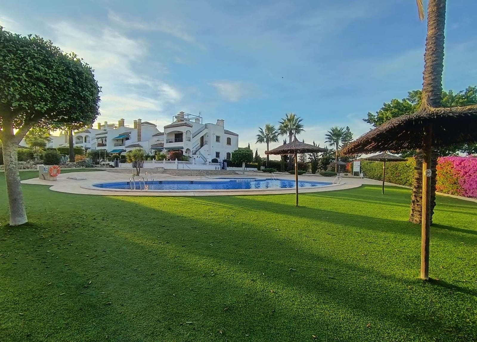 2 chambre Appartement à vendre à Villamartin avec piscine garage - 179 999 € (Ref: 9388180)