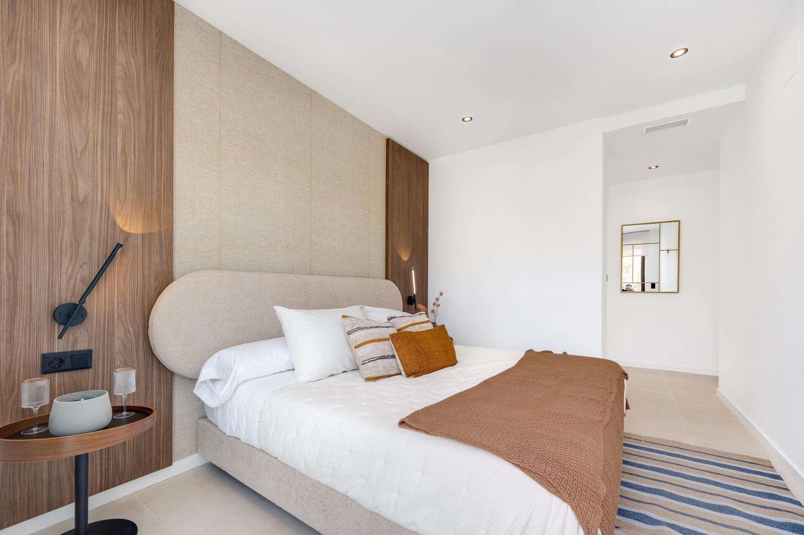 3 bedroom Villa for sale in Los Alcazares with pool - € 695,000 (Ref: 9388674)