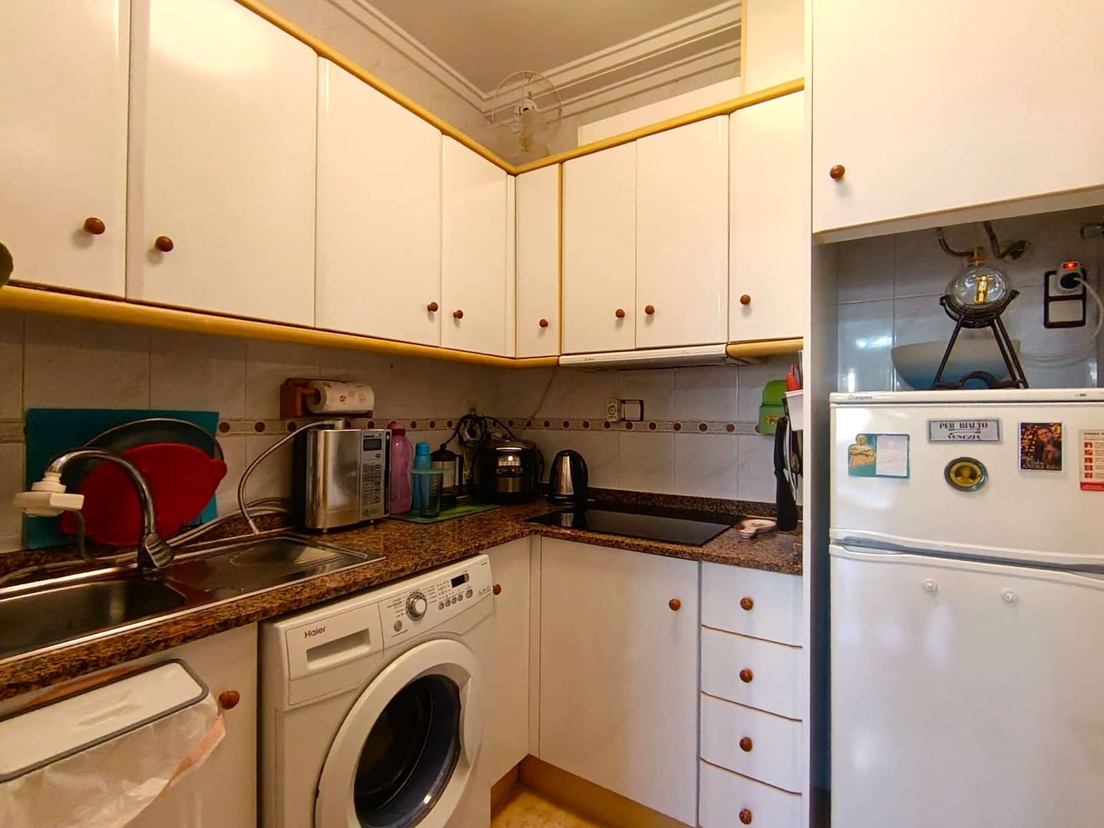 2 makuuhuone Huoneisto myytävänä paikassa Torrevieja mukana uima-altaan - 149 995 € (Ref: 9421541)