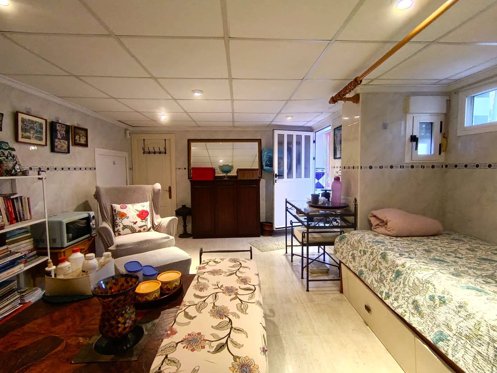 2 makuuhuone Huoneisto myytävänä paikassa Torrevieja mukana uima-altaan - 149 995 € (Ref: 9421541)