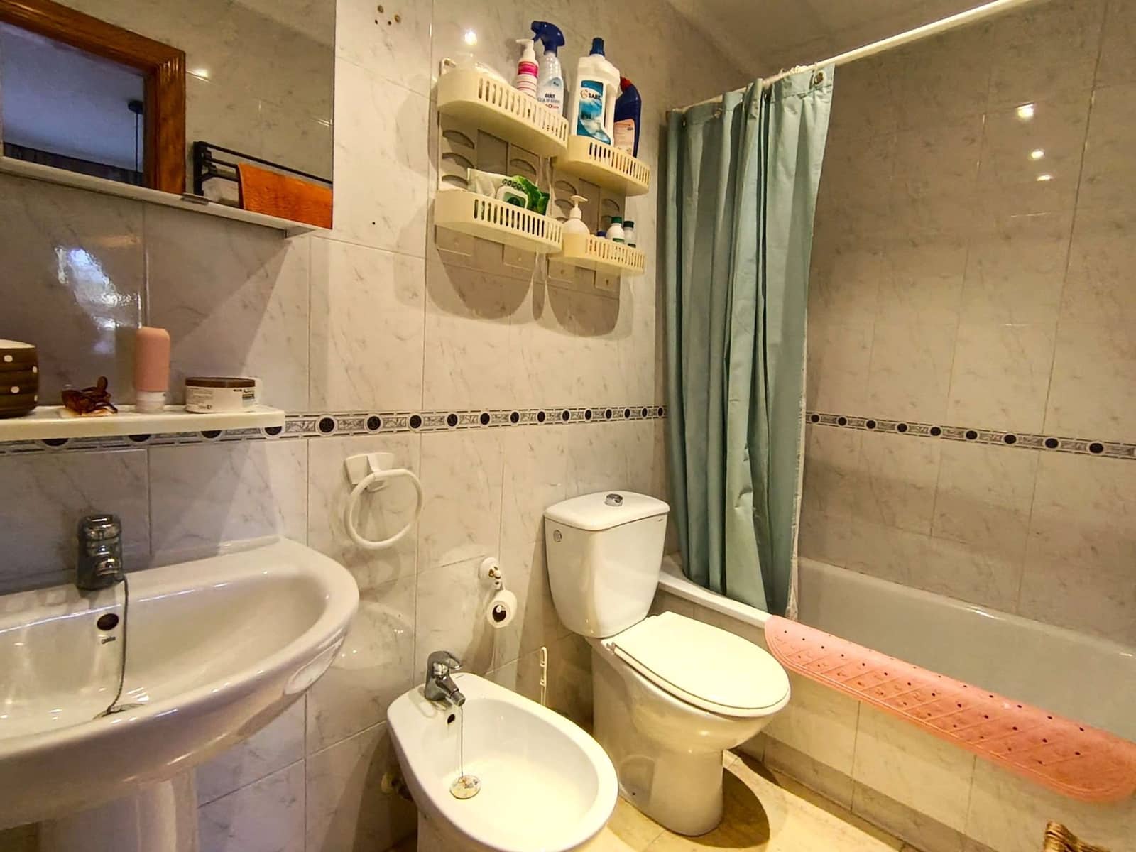 2 bedroom Apartment for sale in Torrevieja with pool - € 149,995 (Ref: 9421541)