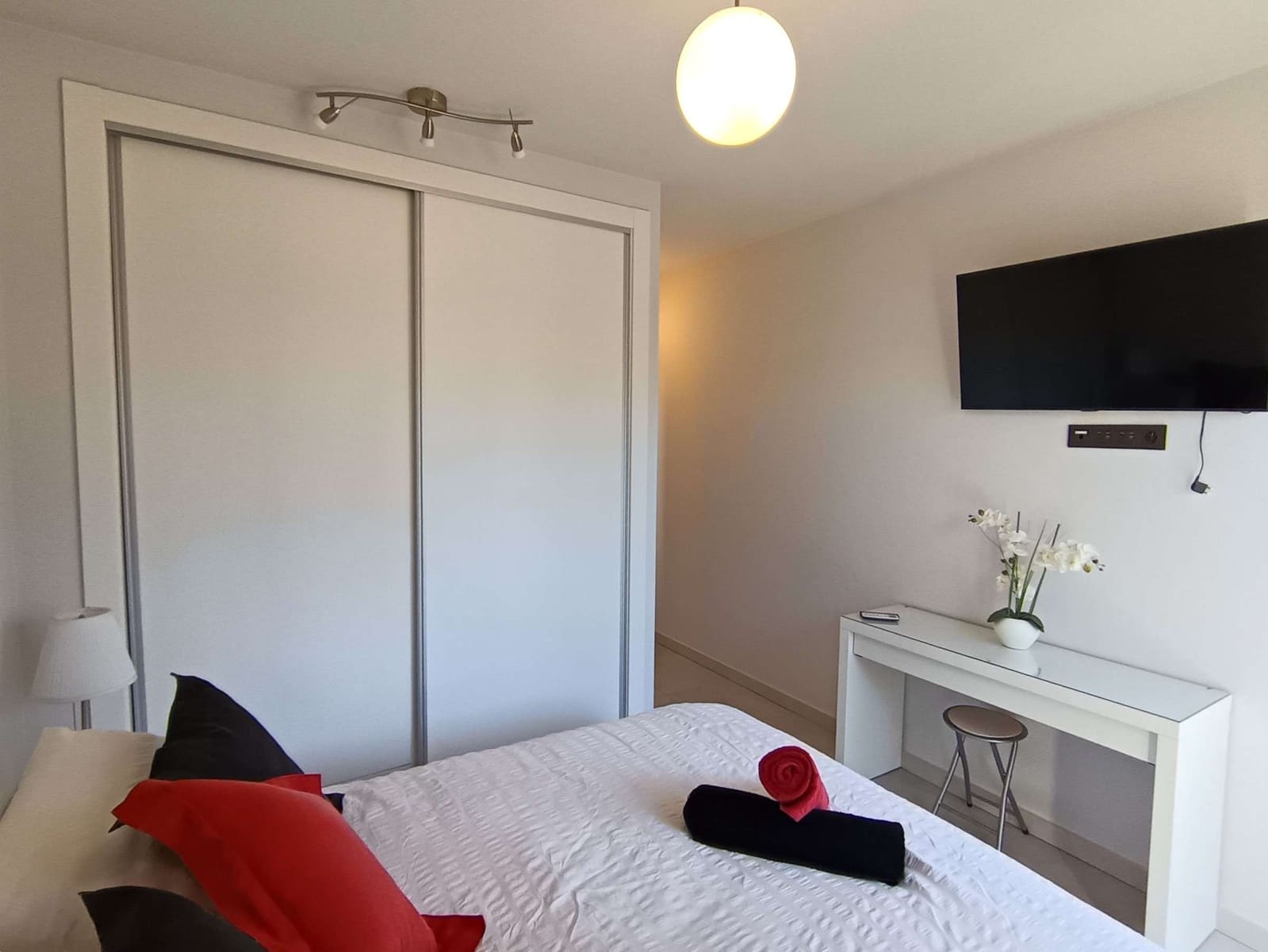 2 bedroom Apartment for sale in Algorfa with pool garage - € 245,000 (Ref: 9428140)