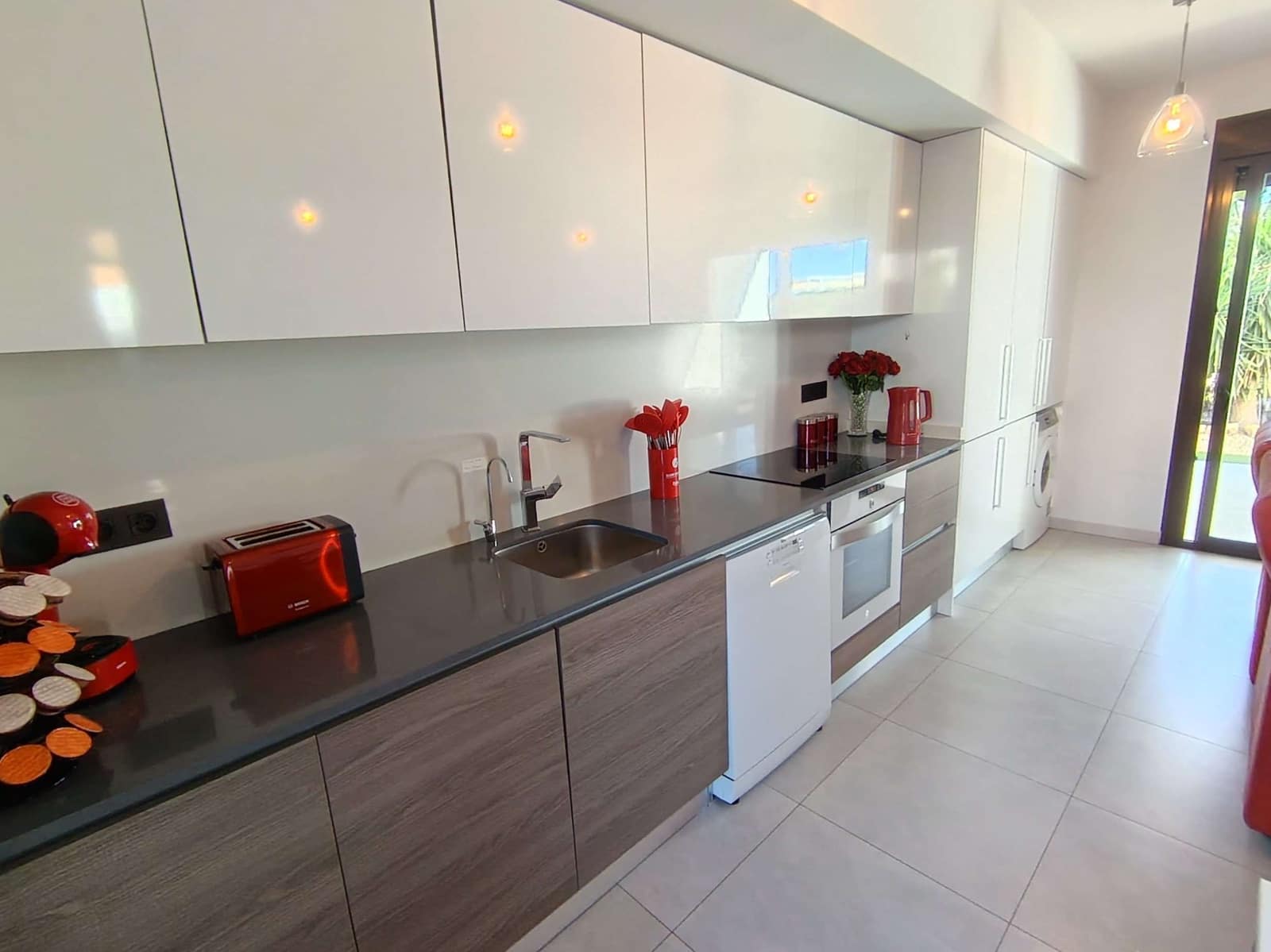 2 bedroom Apartment for sale in Algorfa with pool garage - € 245,000 (Ref: 9428140)