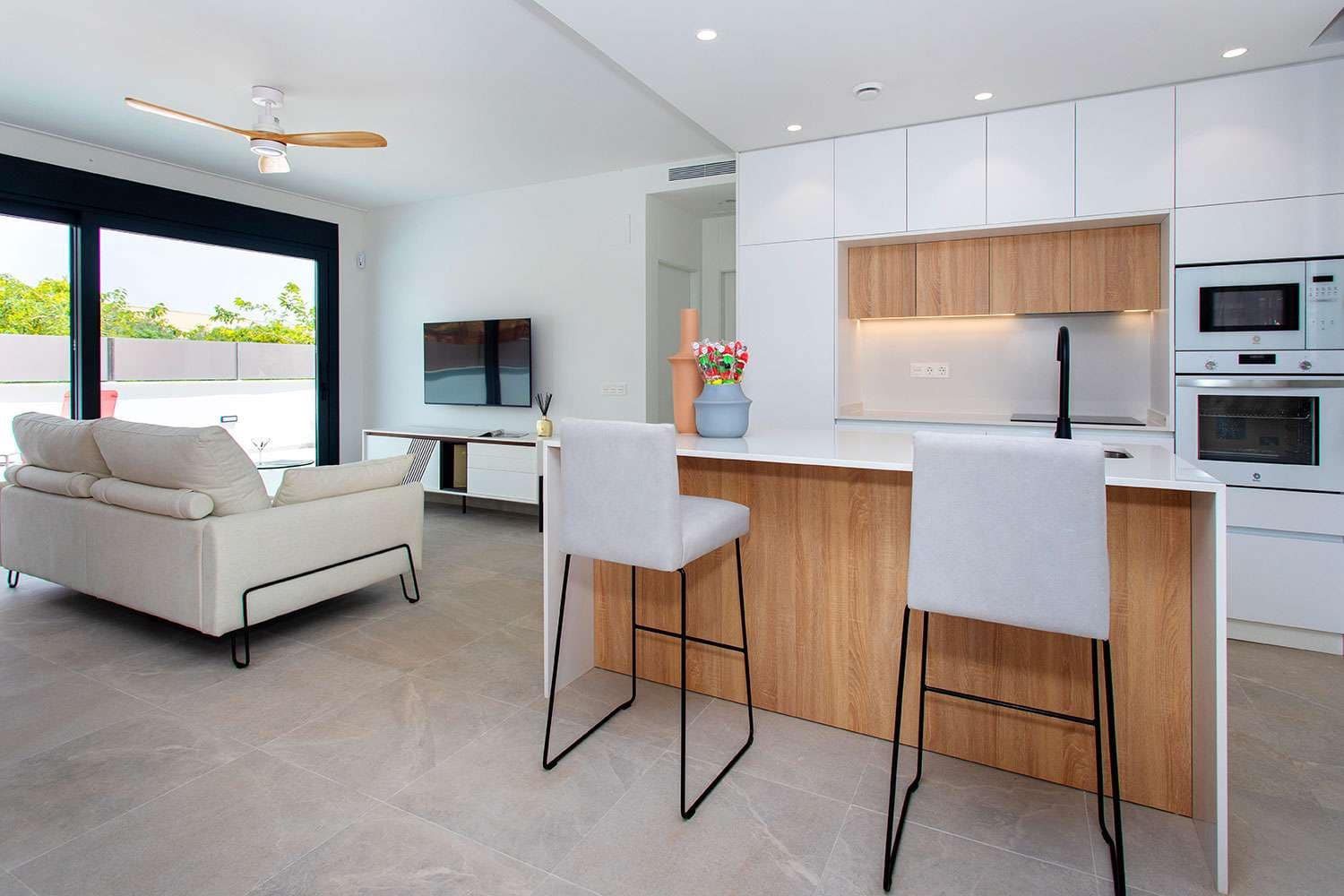 Chalet de 3 habitaciones en Algorfa en venta con piscina - 359.900 € (Ref: 9447260)