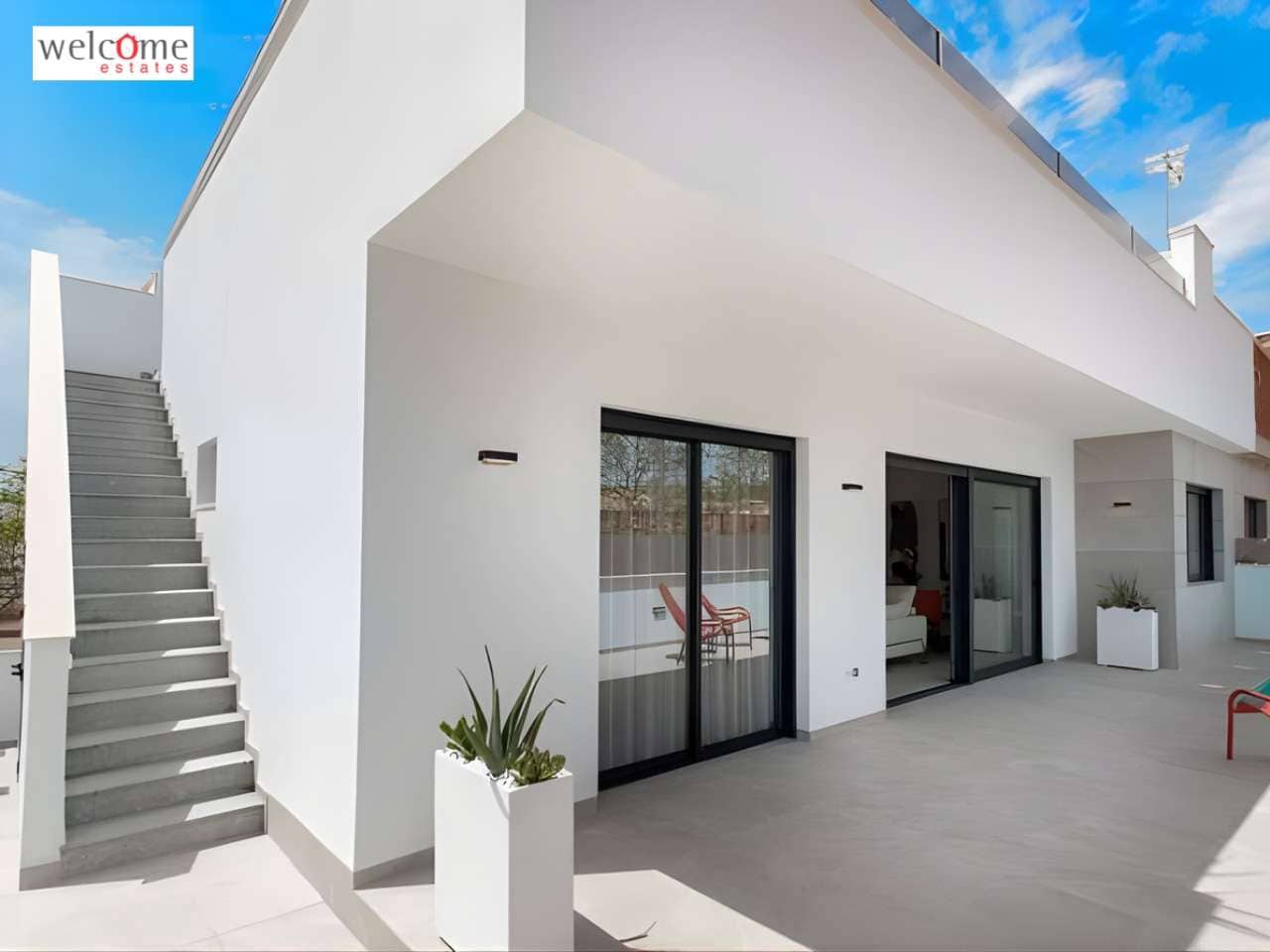 3 bedroom Villa for sale in Algorfa with pool - € 359,900 (Ref: 9447260)