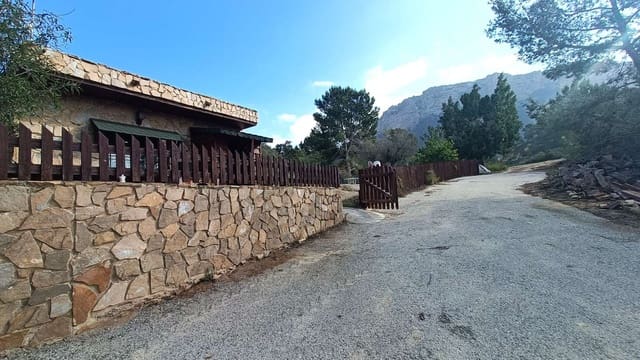 3 soveværelse Finca/Landehus til salg i Gea y Truyols, Murcia by med swimmingpool garage - € 590.000 (Ref: 9450857)