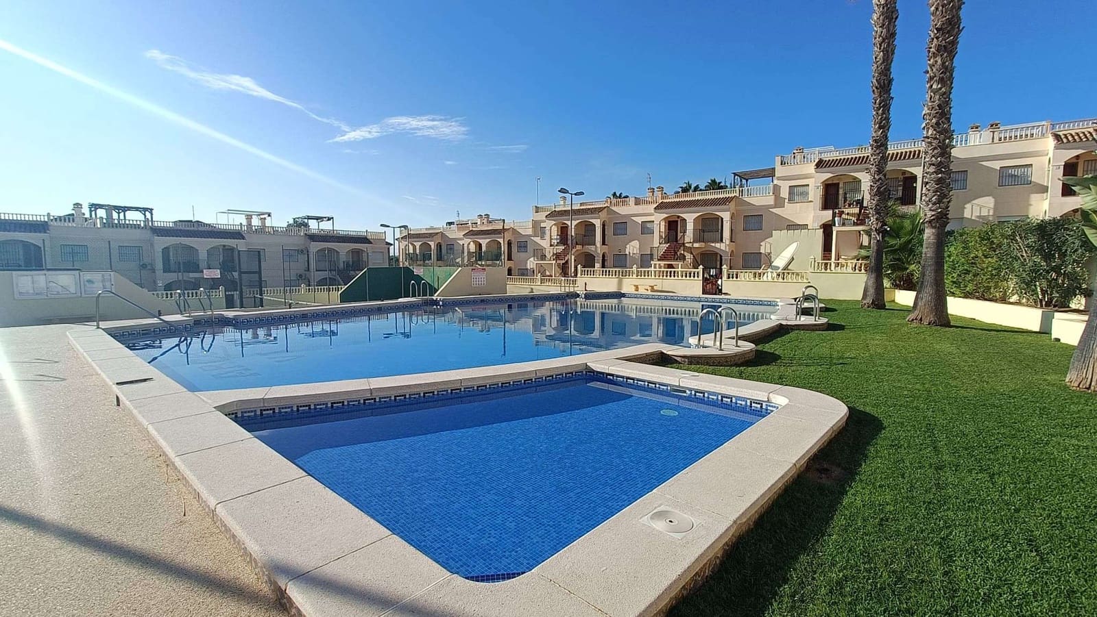 2 makuuhuone Bungalow myytävänä paikassa Algorfa mukana uima-altaan - 142 500 € (Ref: 9471262)