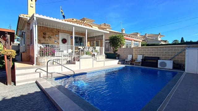 3 chambre Villa/Maison à vendre à La Siesta, Torrevieja avec piscine - 335 950 € (Ref: 9511385)