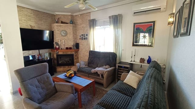 3 chambre Villa/Maison à vendre à La Siesta, Torrevieja avec piscine - 335 950 € (Ref: 9511385)