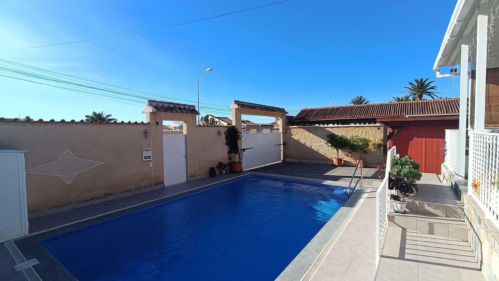 3 bedroom Villa for sale in La Siesta with pool - € 335,950 (Ref: 9511385)
