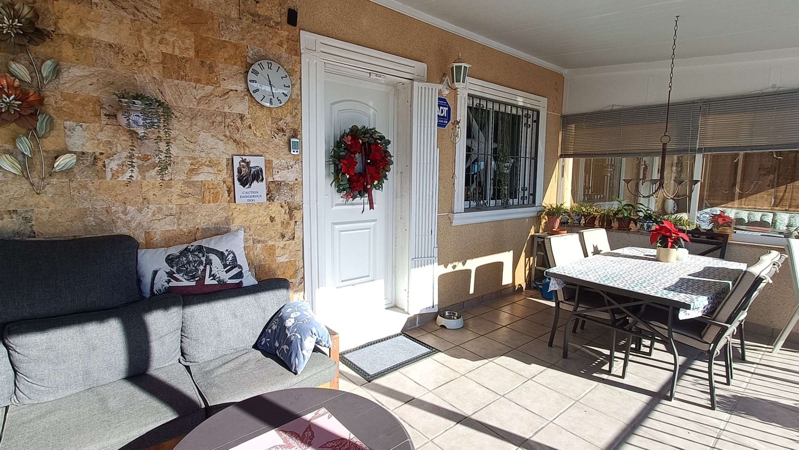 3 bedroom Villa for sale in La Siesta with pool - € 335,950 (Ref: 9511385)