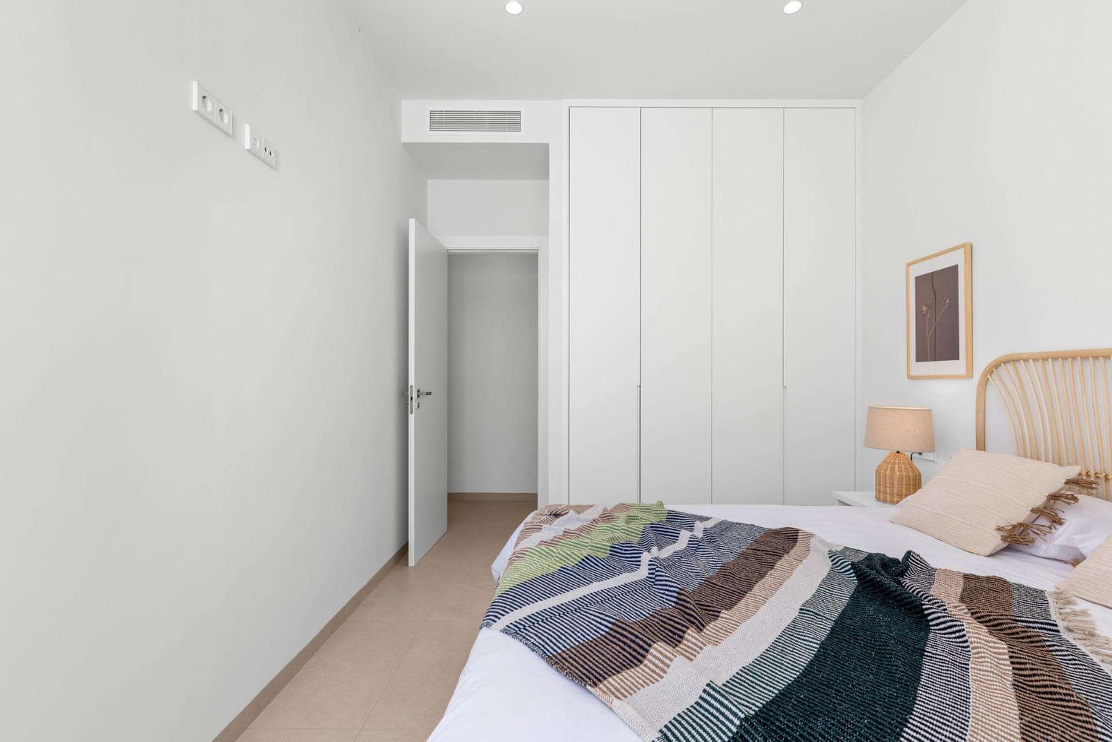 3 soveværelse Villa til salg i Los Alcazares med swimmingpool garage - € 689.900 (Ref: 9523252)