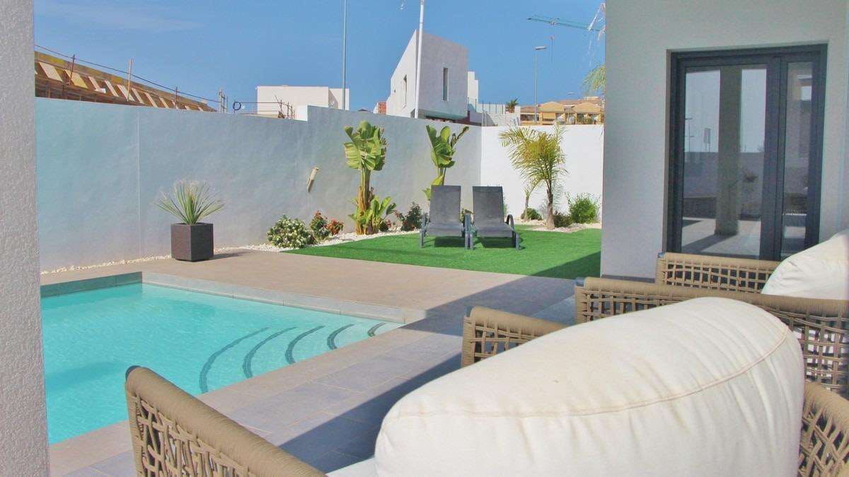 3 quarto Moradia para venda em Rafal com piscina garagem - 415 000 € (Ref: 9539529)
