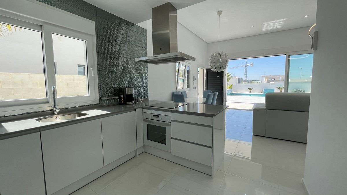 3 quarto Moradia para venda em Rafal com piscina garagem - 415 000 € (Ref: 9539529)