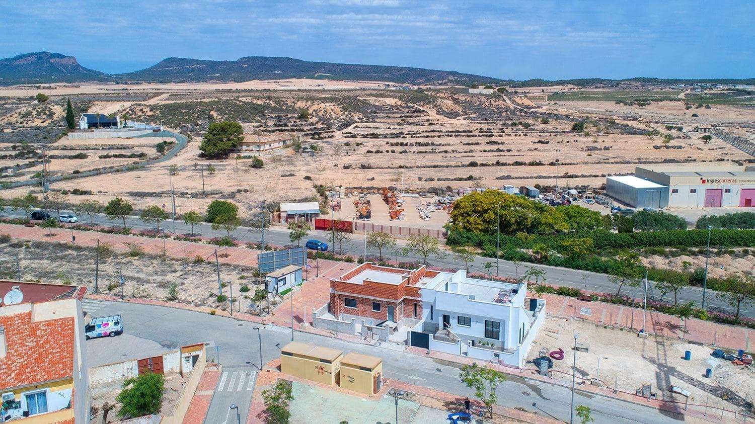 Pareado de 3 habitaciones en Sucina en venta con piscina - 359.900 € (Ref: 9539532)