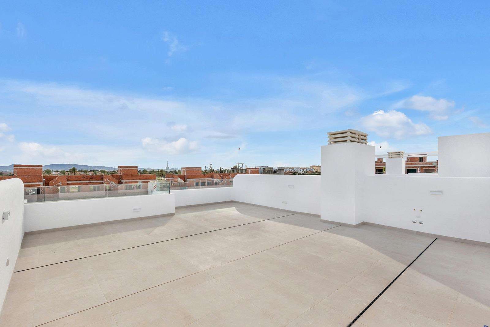 3 bedroom Apartment for sale in Los Alcazares with pool - € 399,900 (Ref: 9539557)