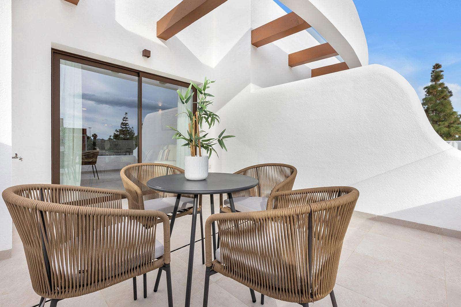 2 bedroom Apartment for sale in Los Alcazares with pool - € 339,900 (Ref: 9539563)