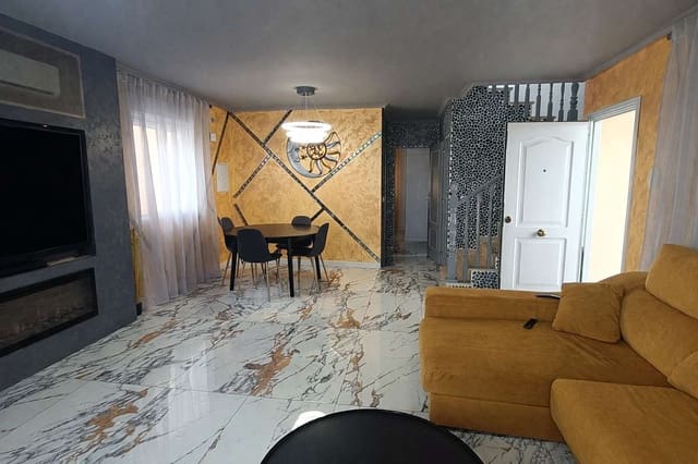 4 chambre Villa/Maison à vendre à San Miguel de Salinas avec piscine garage - 300 000 € (Ref: 9559457)