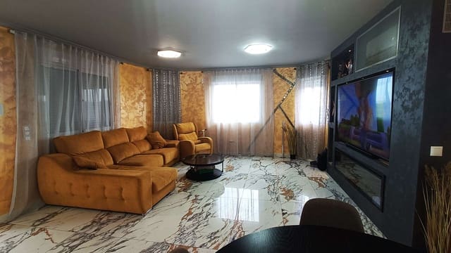 4 chambre Villa/Maison à vendre à San Miguel de Salinas avec piscine garage - 300 000 € (Ref: 9559457)