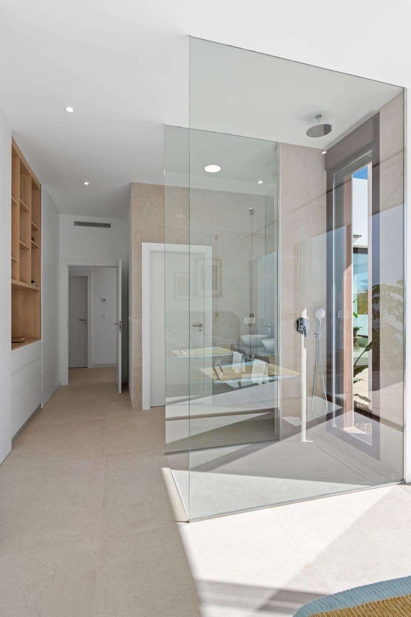 3 makuuhuone Huvila myytävänä paikassa Los Alcazares mukana uima-altaan 
autotalli - 559 900 € (Ref: 9580388)