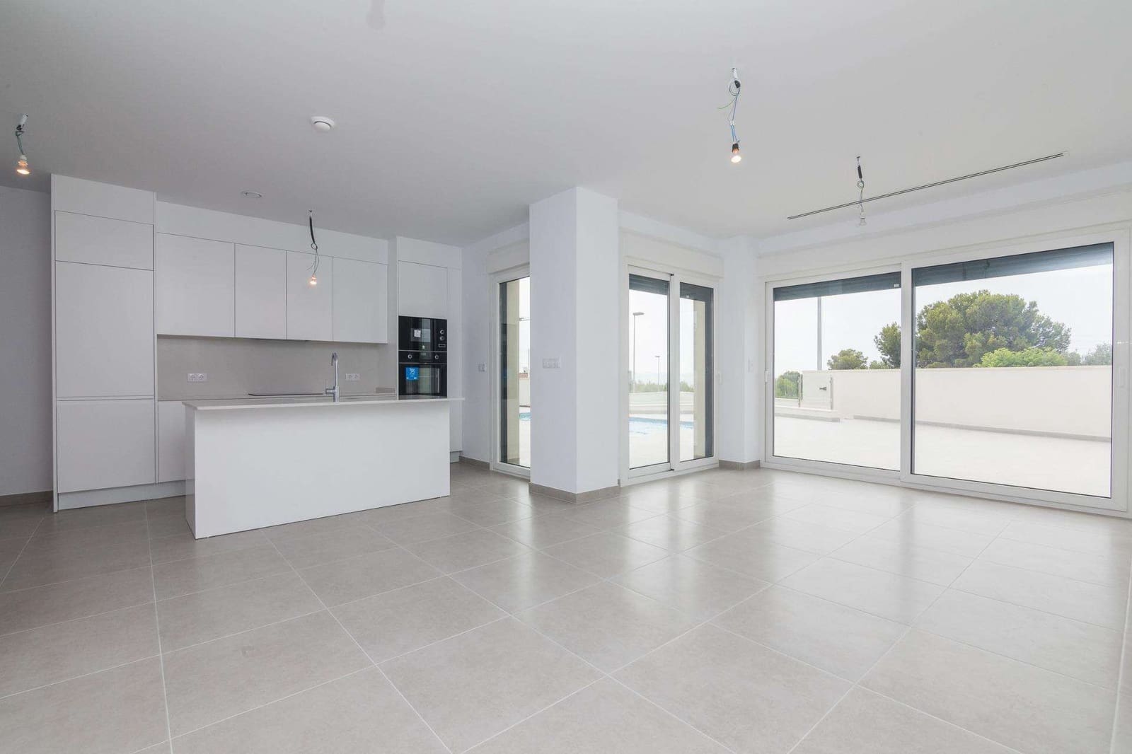 3 soveværelse Villa til salg i Polop med swimmingpool - € 585.000 (Ref: 9596505)