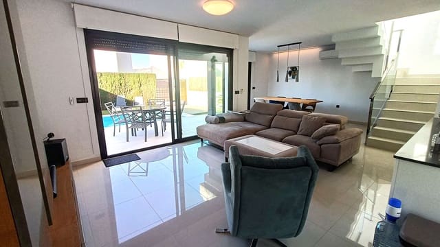 2 soveværelse Villa til salg i Algorfa med swimmingpool - € 359.500 (Ref: 9652338)