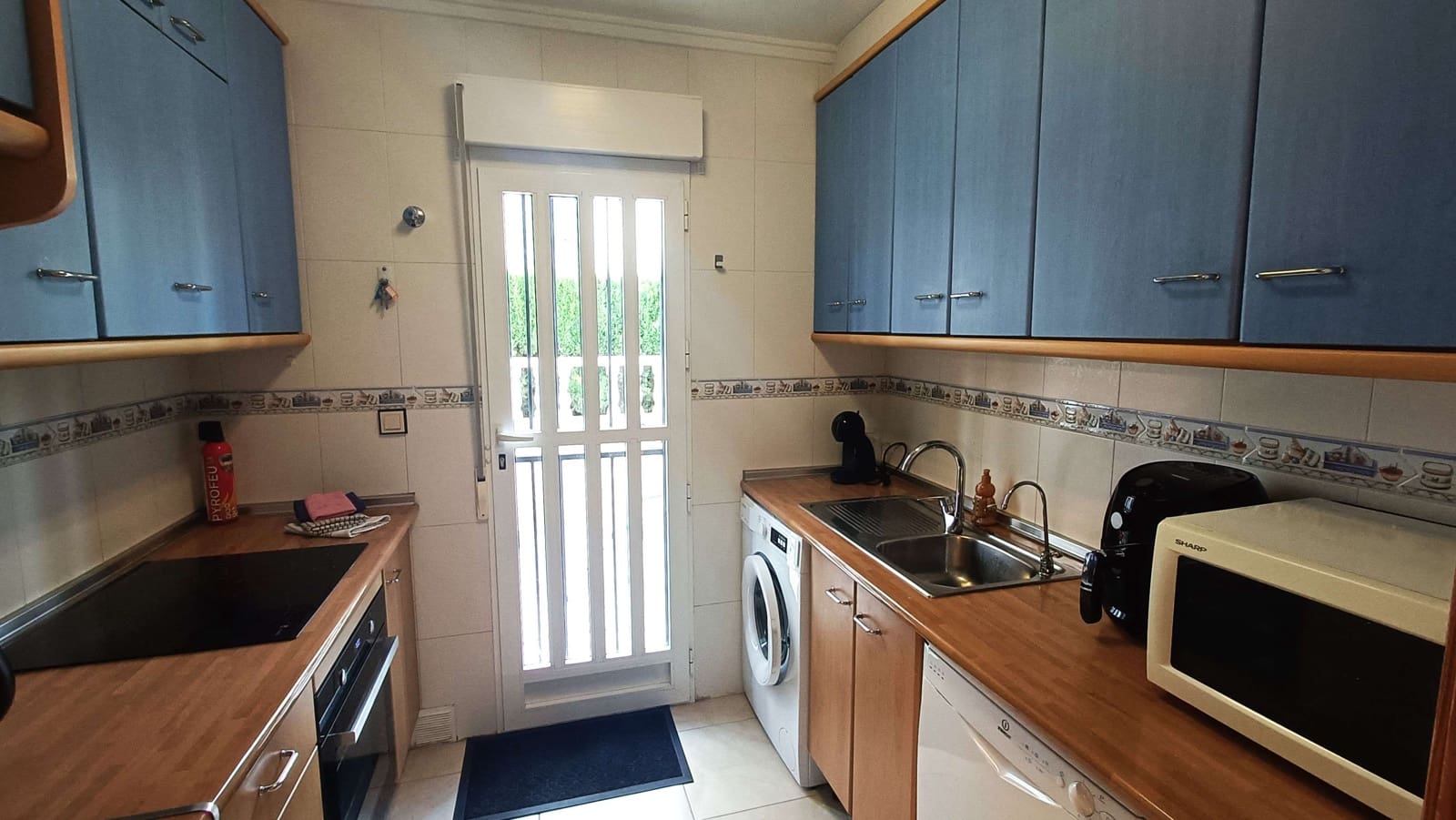 3 slaapkamer Rijtjeshuis te koop in Los Altos met zwembad garage - € 214.995 (Ref: 9656952)