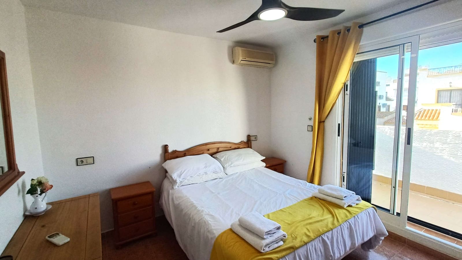 3 slaapkamer Rijtjeshuis te koop in Los Altos met zwembad garage - € 214.995 (Ref: 9656952)