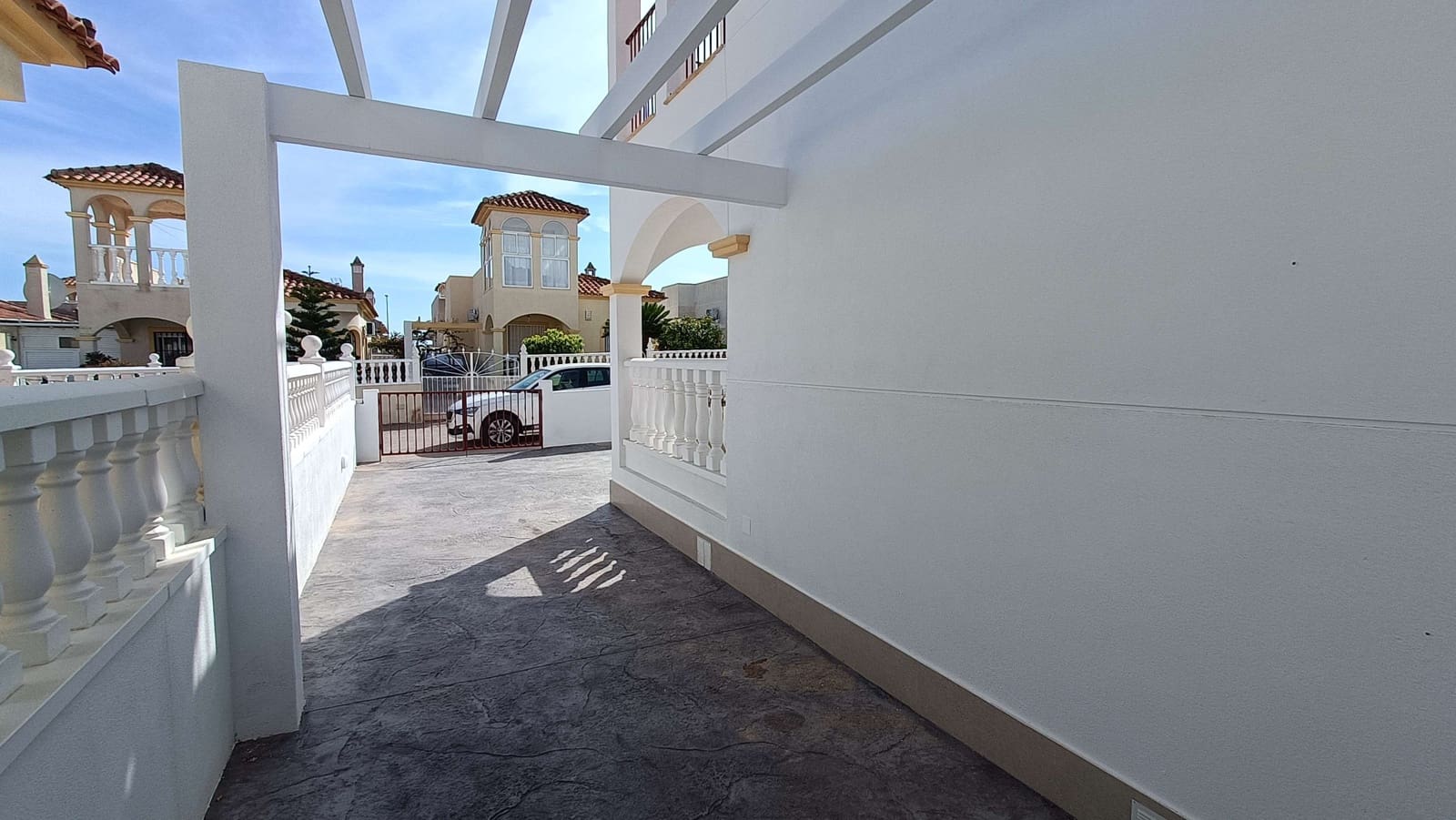 2 sypialnia Willa na sprzedaż w Lo Crispin z basenem - 242 900 € (Ref: 9707931)