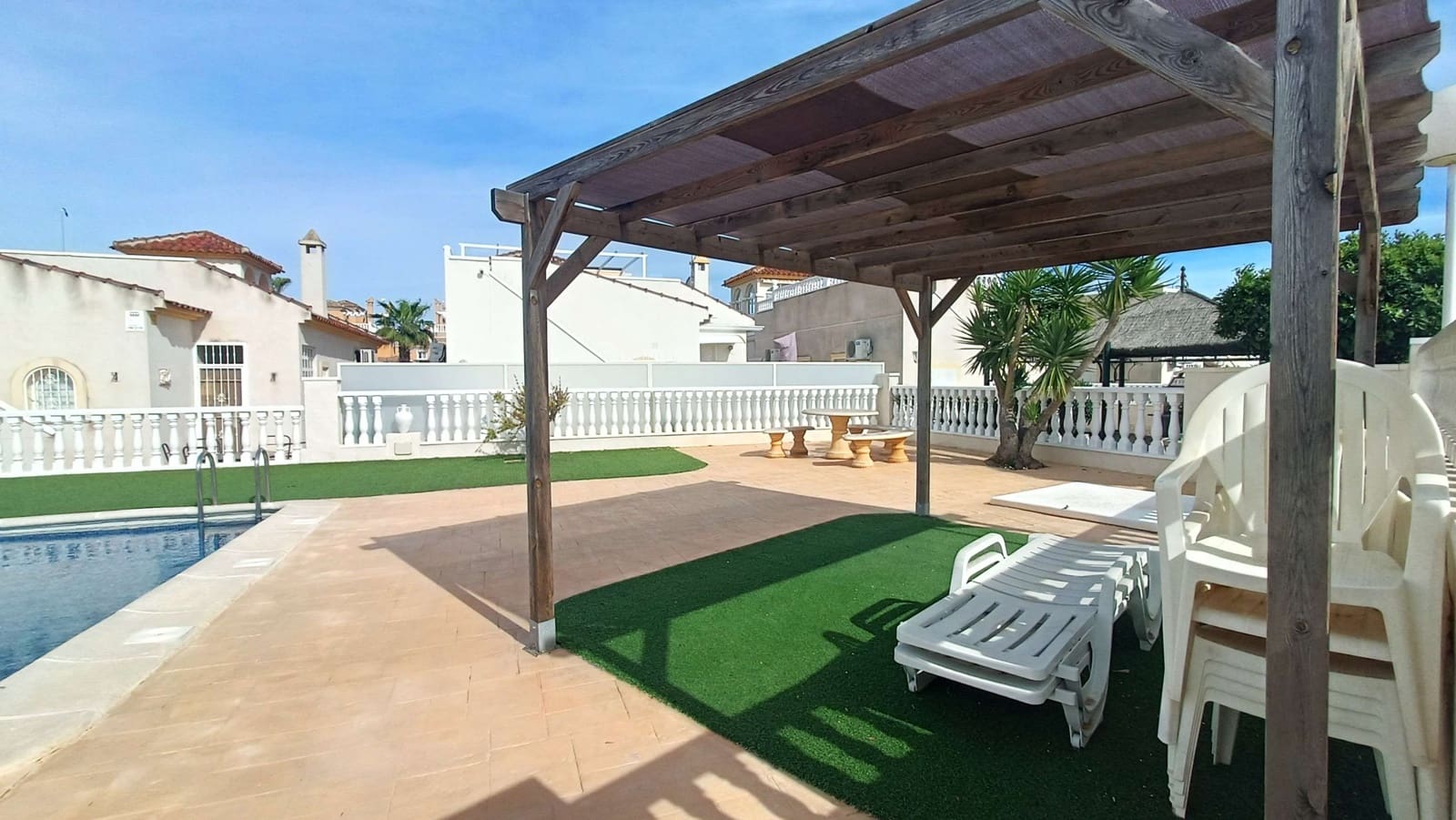 2 sypialnia Willa na sprzedaż w Lo Crispin z basenem - 242 900 € (Ref: 9707931)