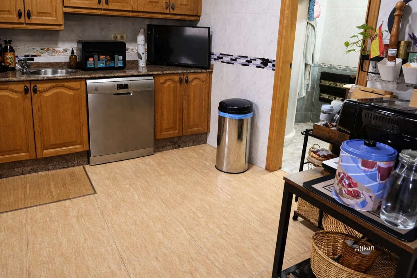 6 Zimmer Villa zu verkaufen in Alicante / Alacant Stadt - 250.000 € (Ref: 9714057)