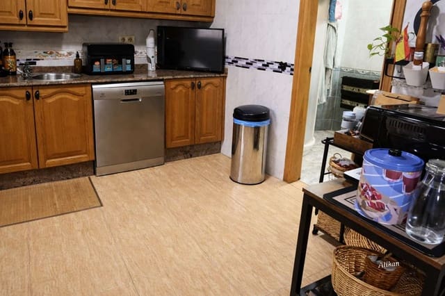 6 sypialnia Willa na sprzedaż w Miasto Alicante / Alacant - 250 000 € (Ref: 9714057)