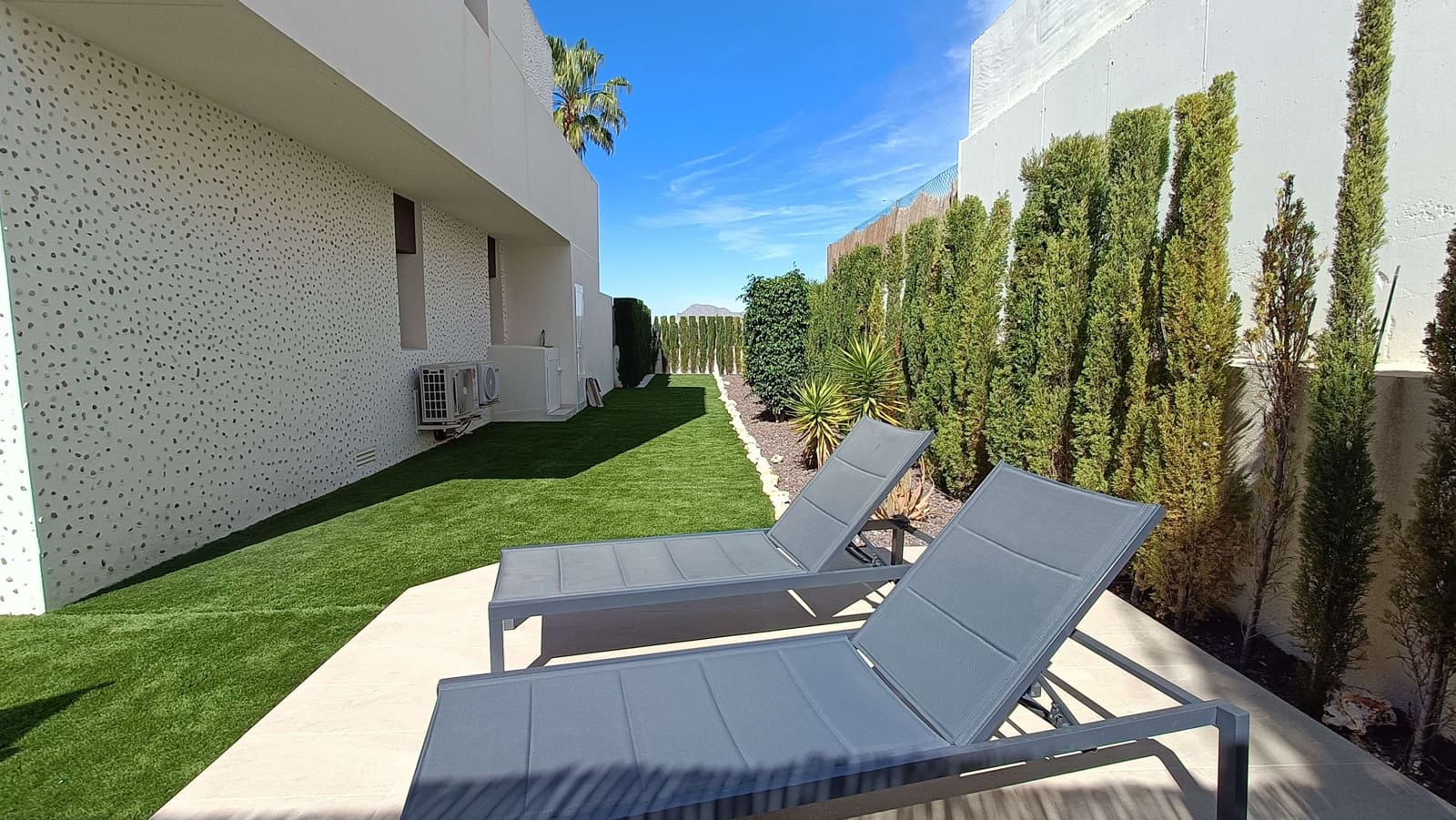 2 soveværelse Lejlighed til salg i Algorfa med swimmingpool - € 245.000 (Ref: 9724981)